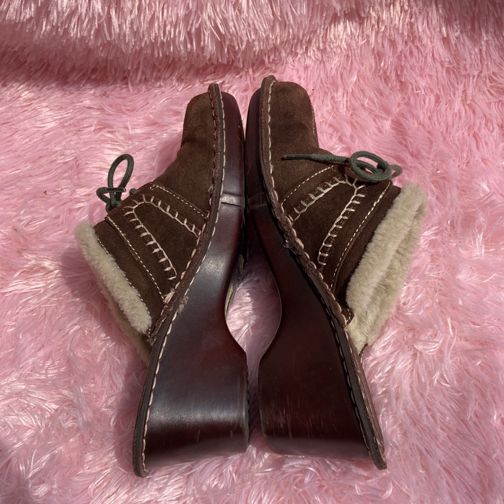 Bare Traps Declare Partially Lined Wedge Suede Cl… - image 5